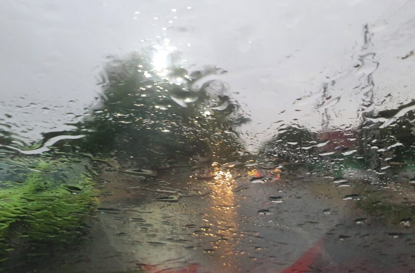  Madrugada de lluvias en la Provincia trajo alivio.